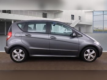 Used Mercedes-Benz A-Class 2012 for sale - 76801056: Photo