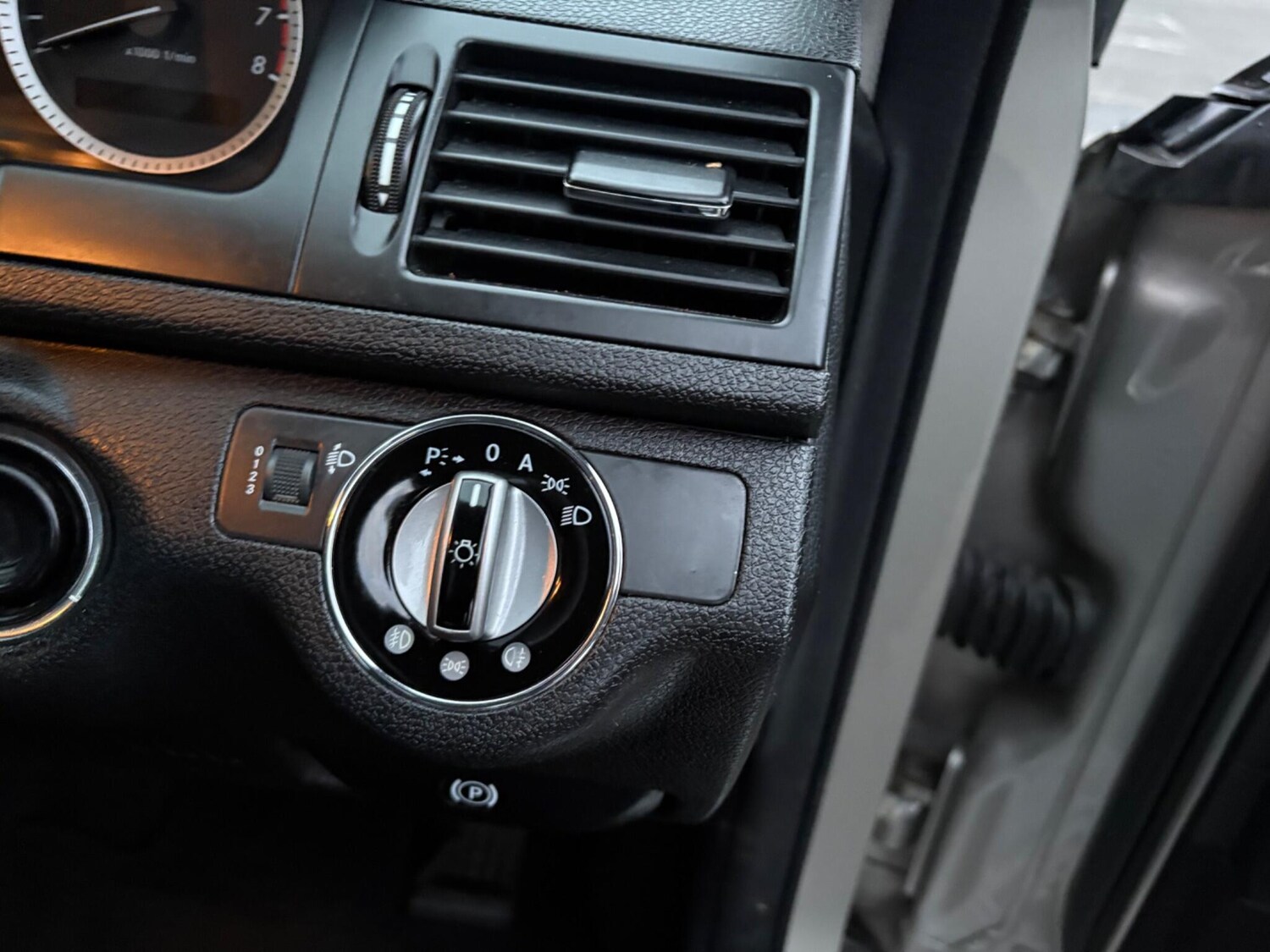 Used Mercedes-Benz C Class 2009 for sale - 76802101: Photo 46