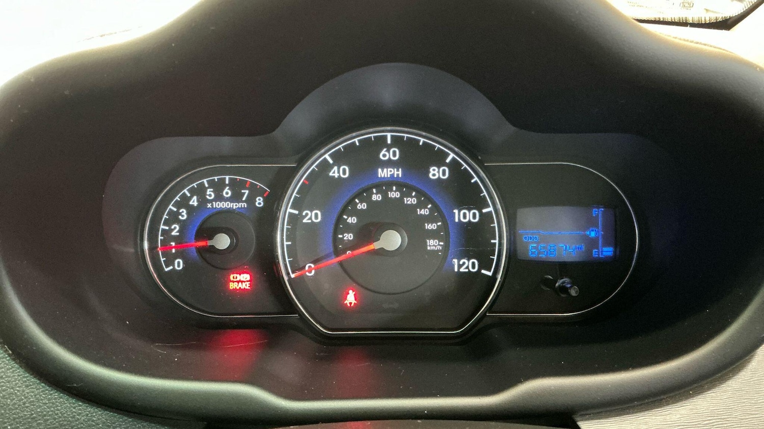 Used Hyundai i10 2012 for sale - 76701588: Photo 20