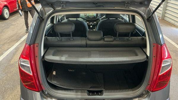 Used Hyundai i10 2012 for sale - 76701588: Photo 22
