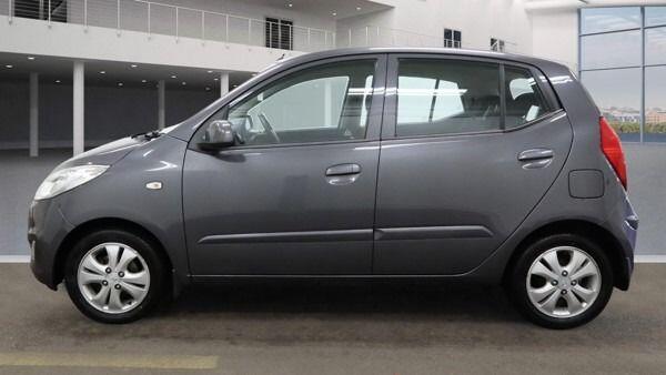 Used Hyundai i10 2012 for sale - 76701588: Photo 9