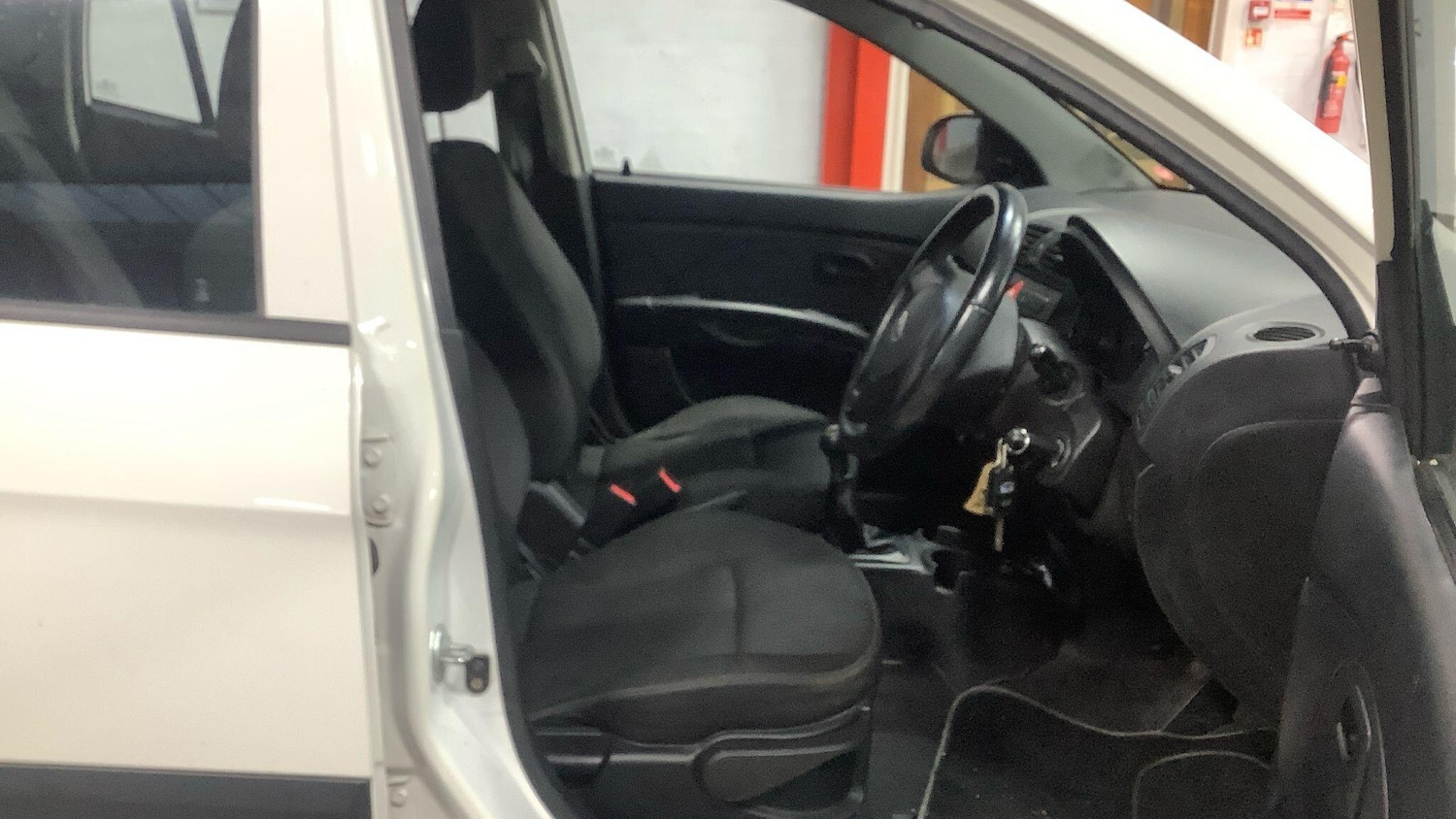 Used Kia Picanto 2011 for sale - 76886900: Photo 14