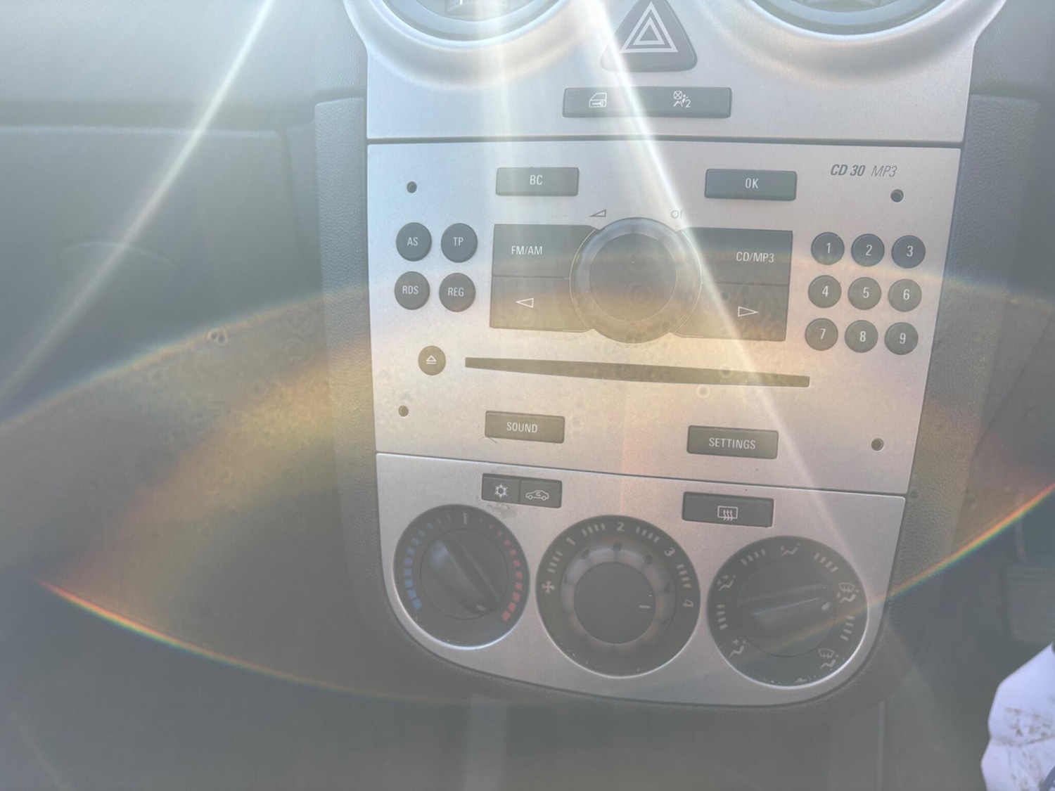 Used Vauxhall Corsa 2012 for sale - 76887452: Photo 19