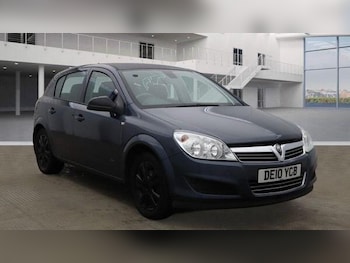 2010 (10) - 1.6i 16V Active [115] 5dr