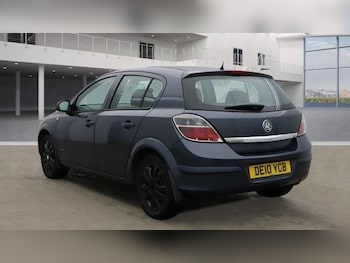 Used Vauxhall Astra 2010 for sale - 76377731: Photo