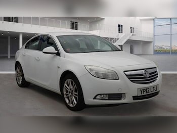 Vauxhall - Insignia