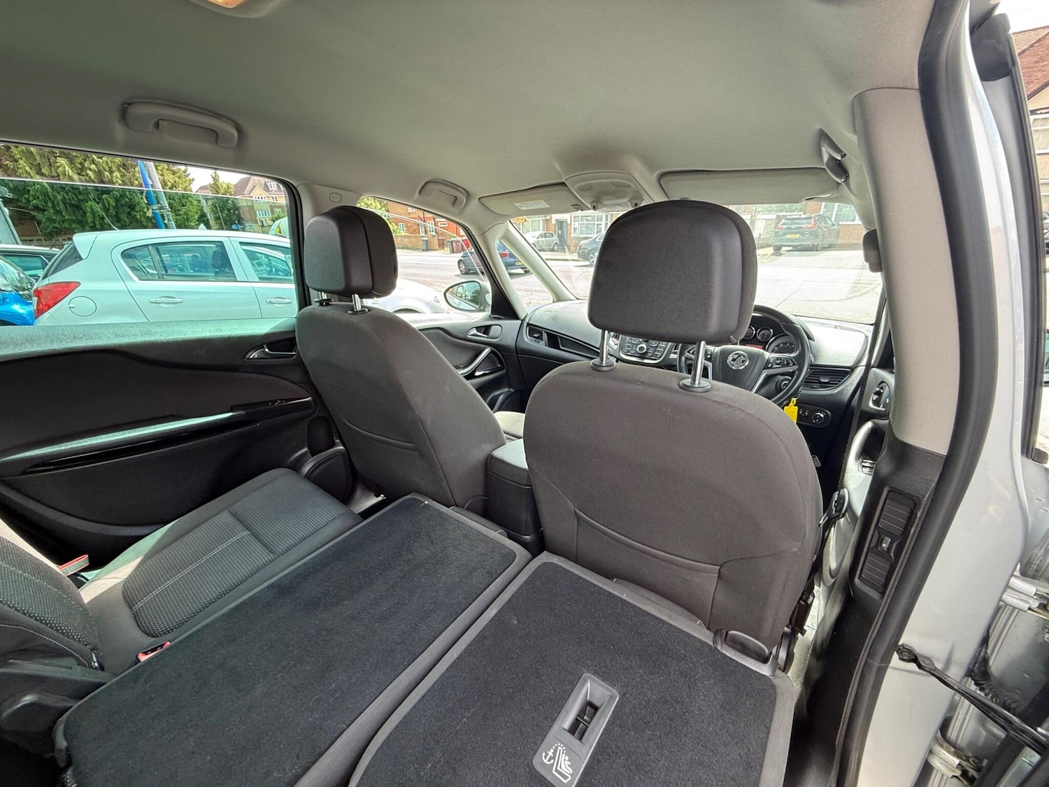 Vehicle 28