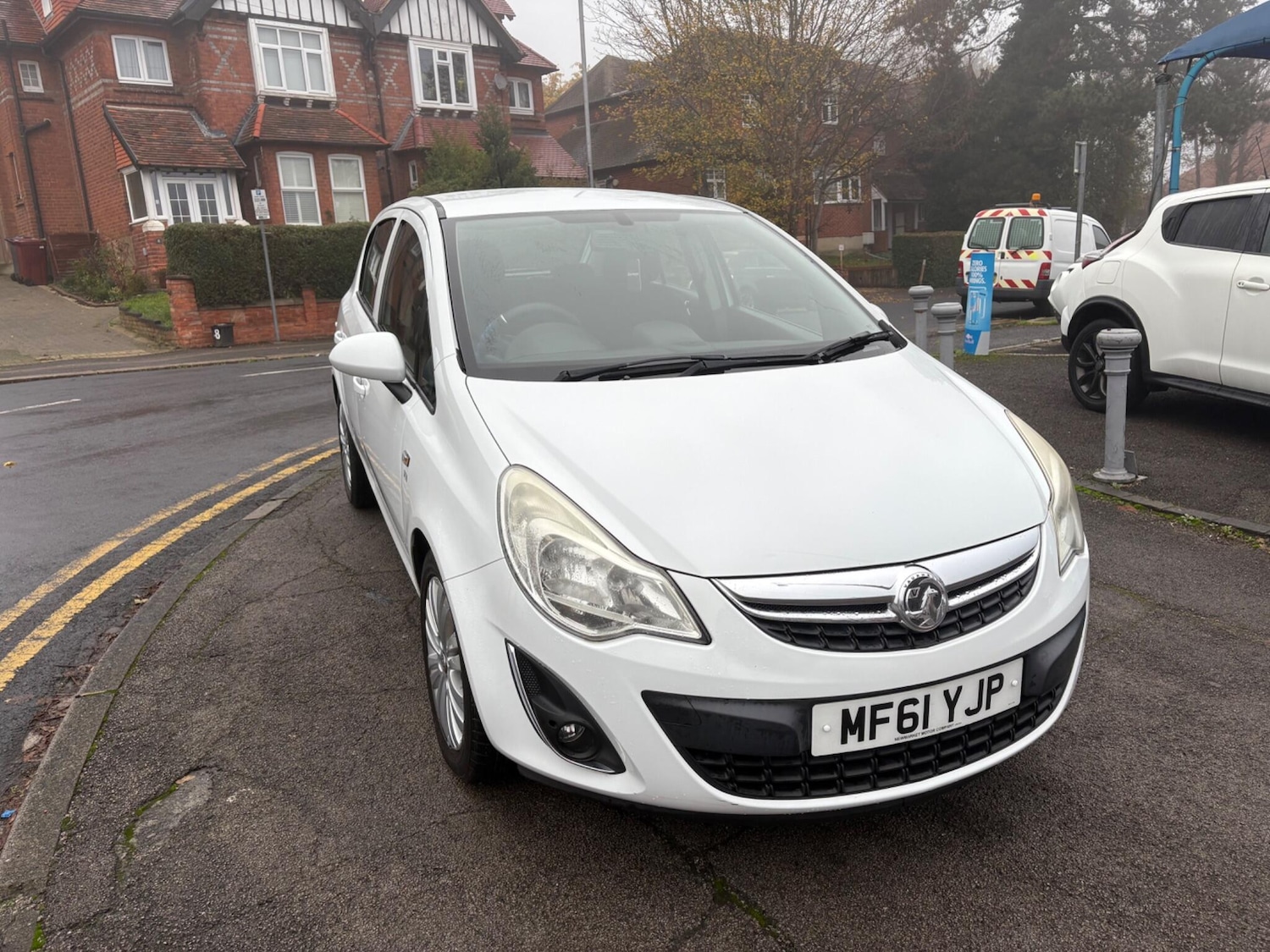 Used Vauxhall Corsa 2011 for sale - 76592266: Photo 1