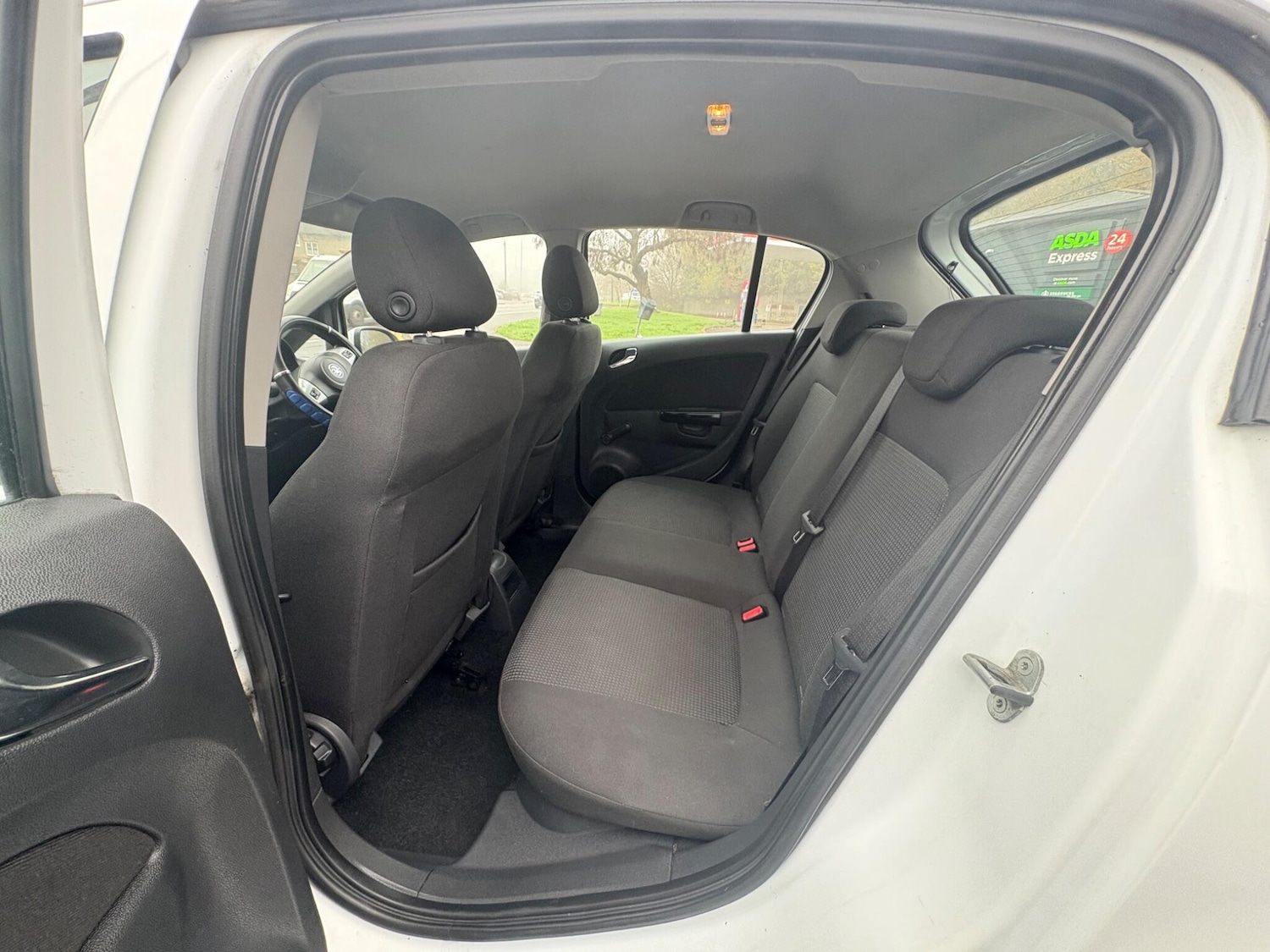 Used Vauxhall Corsa 2011 for sale - 76592266: Photo 34