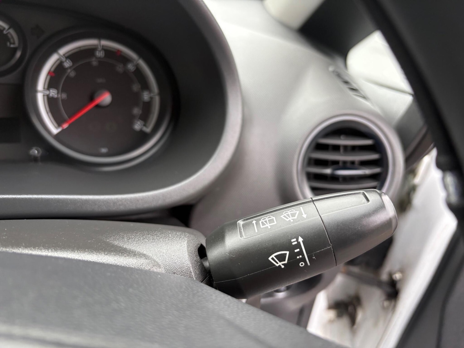 Used Vauxhall Corsa 2011 for sale - 76592266: Photo 43