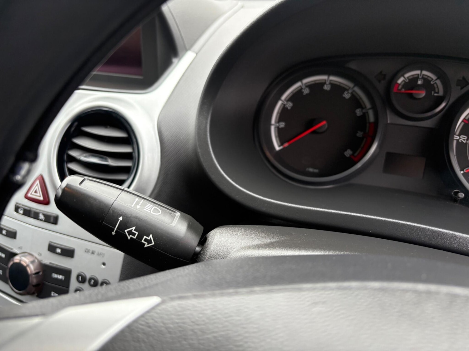 Used Vauxhall Corsa 2011 for sale - 76592266: Photo 88