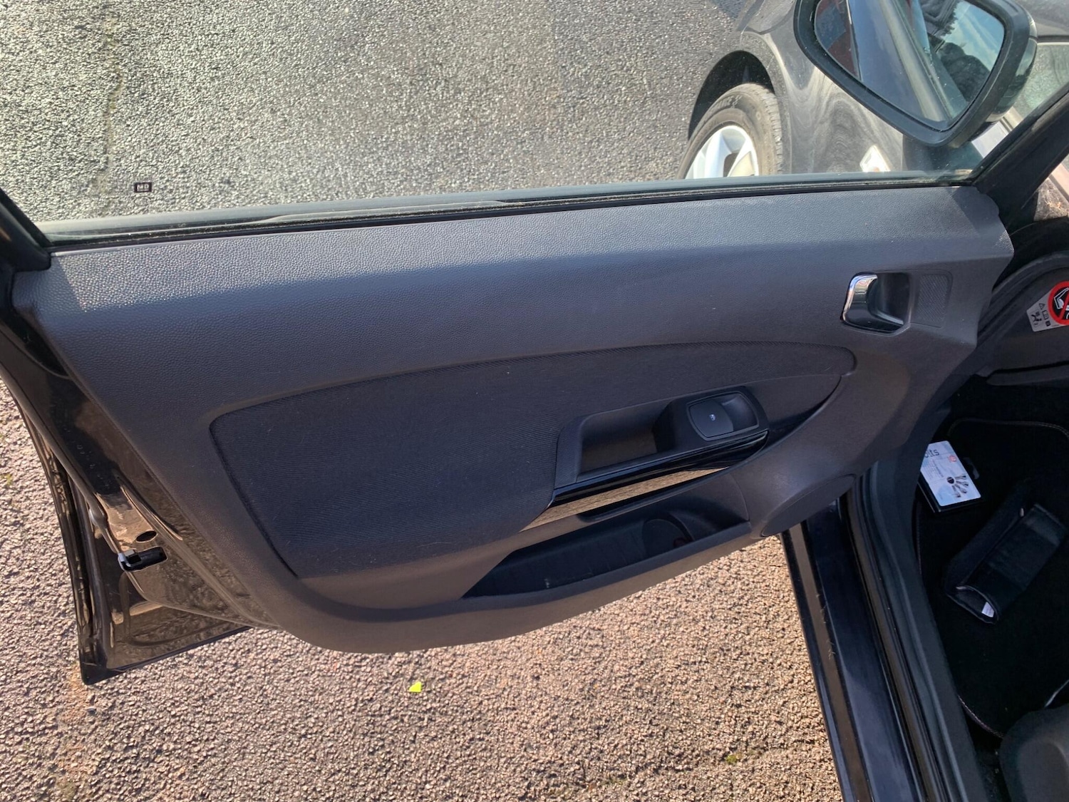 Used Vauxhall Corsa 2009 for sale - 77290630: Photo 35