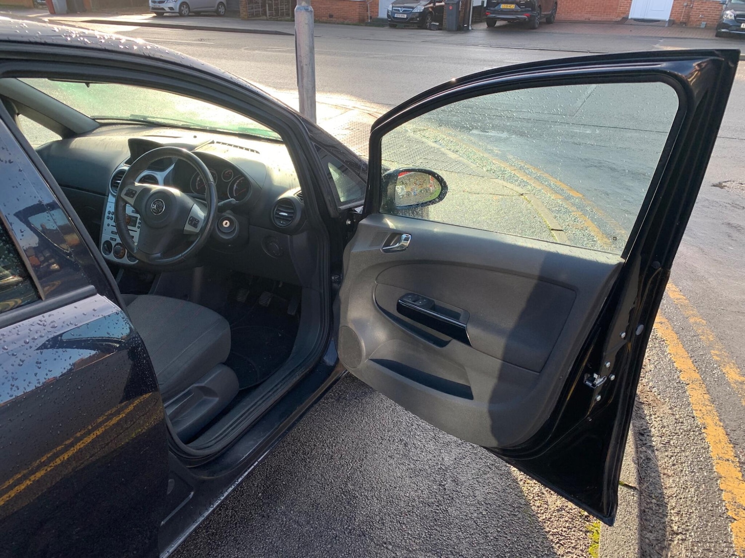 Used Vauxhall Corsa 2009 for sale - 77290630: Photo 46