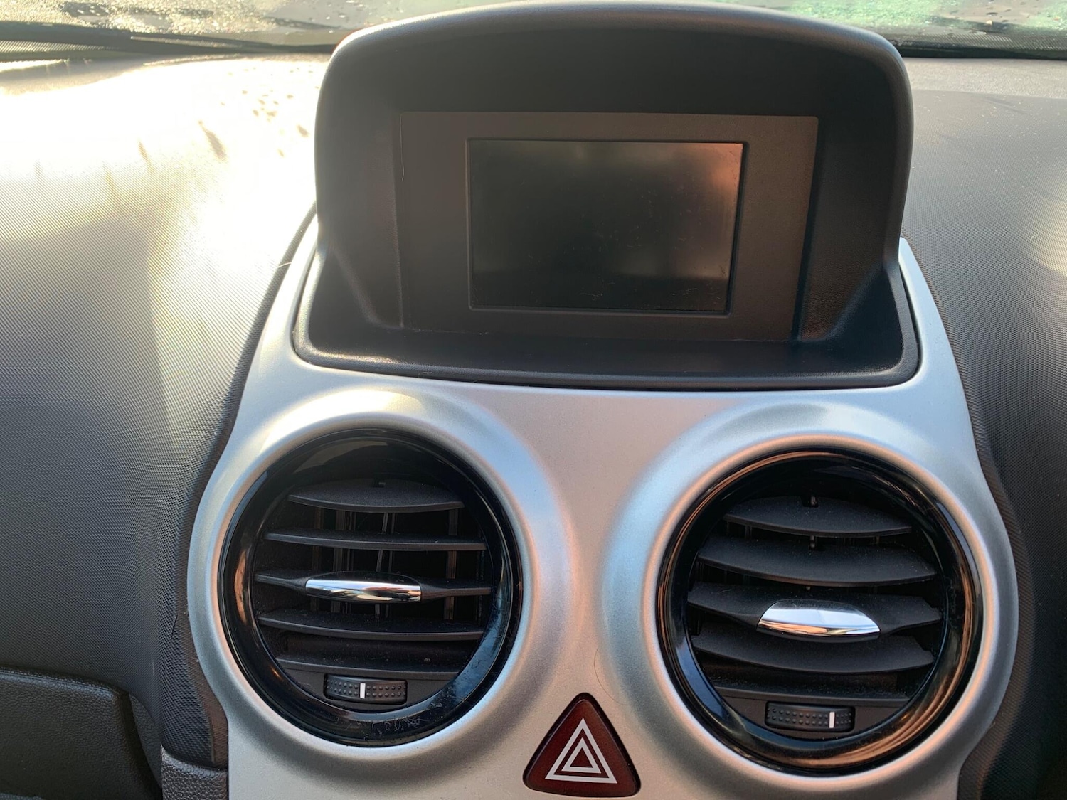 Used Vauxhall Corsa 2009 for sale - 77290630: Photo 90