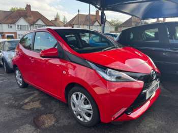 2016 (16) - 1.0 VVT-i x-play x-shift Euro 6 5dr