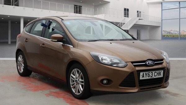 Used Ford Focus 2013 for sale - 76700897: Photo 2