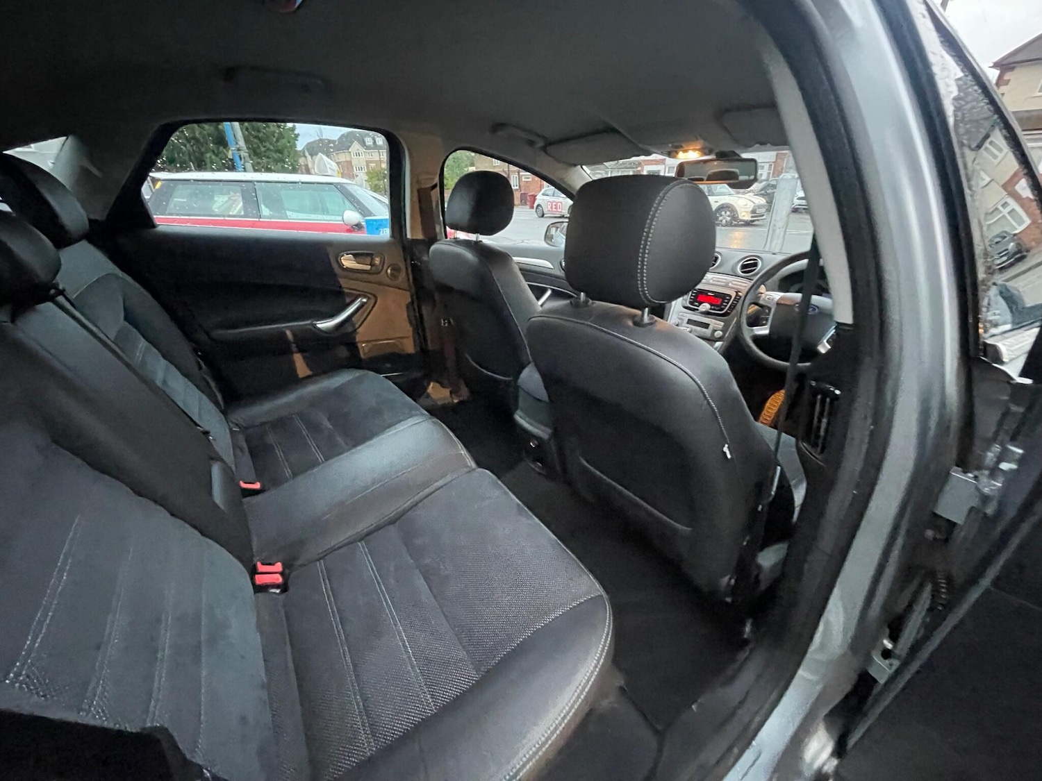 Used Ford Mondeo 2010 for sale - 76850476: Photo 24