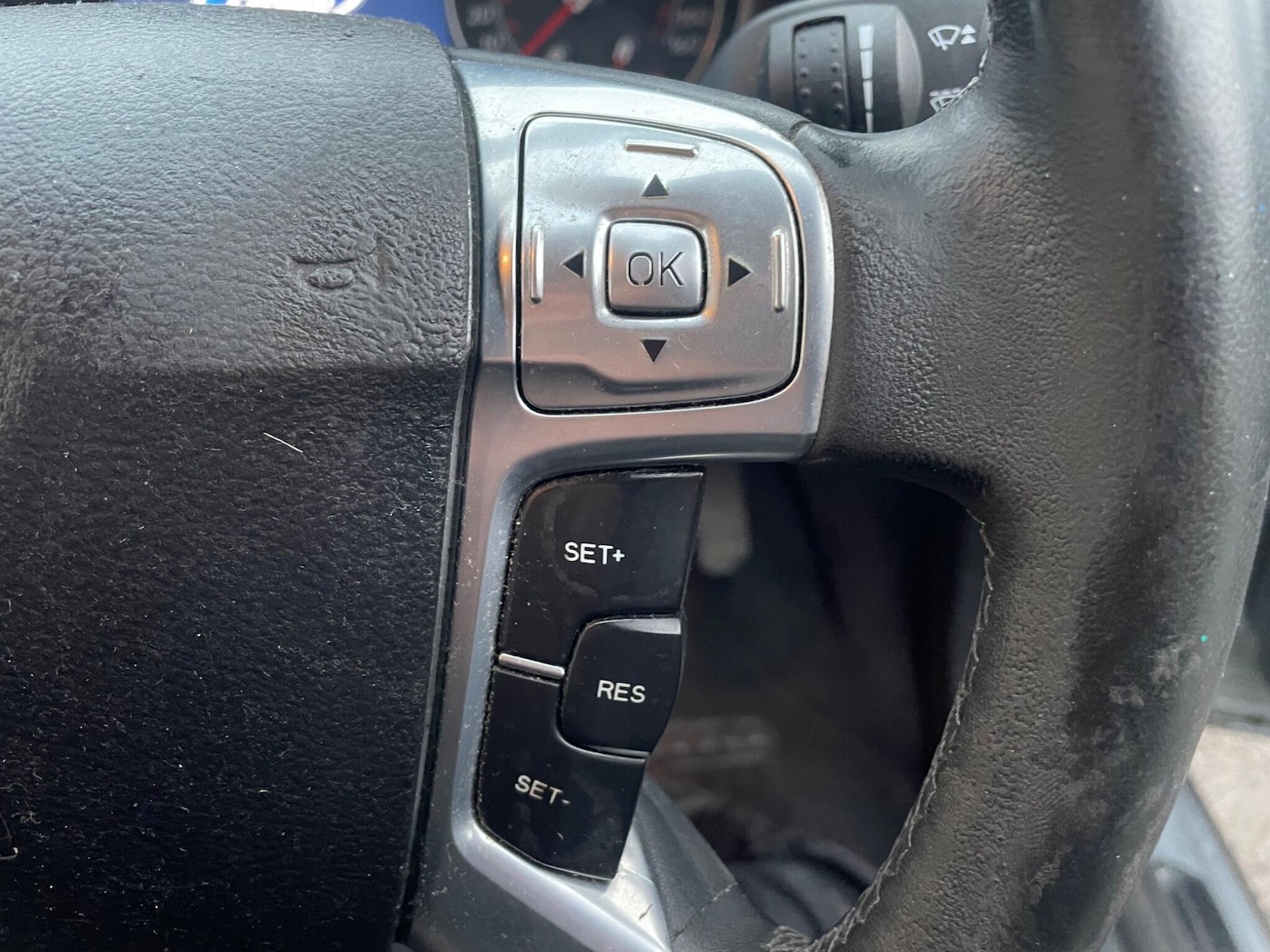 Used Ford Mondeo 2010 for sale - 76850476: Photo 29