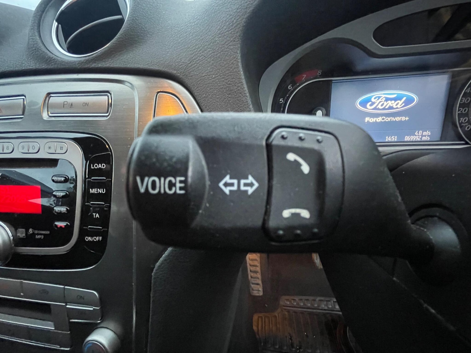 Used Ford Mondeo 2010 for sale - 76850476: Photo 31