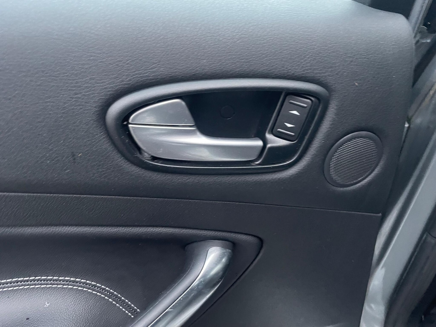 Used Ford Mondeo 2010 for sale - 76850476: Photo 34