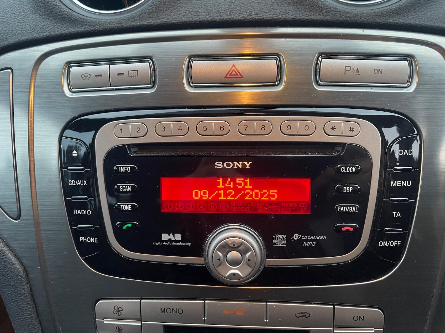 Used Ford Mondeo 2010 for sale - 76850476: Photo 47