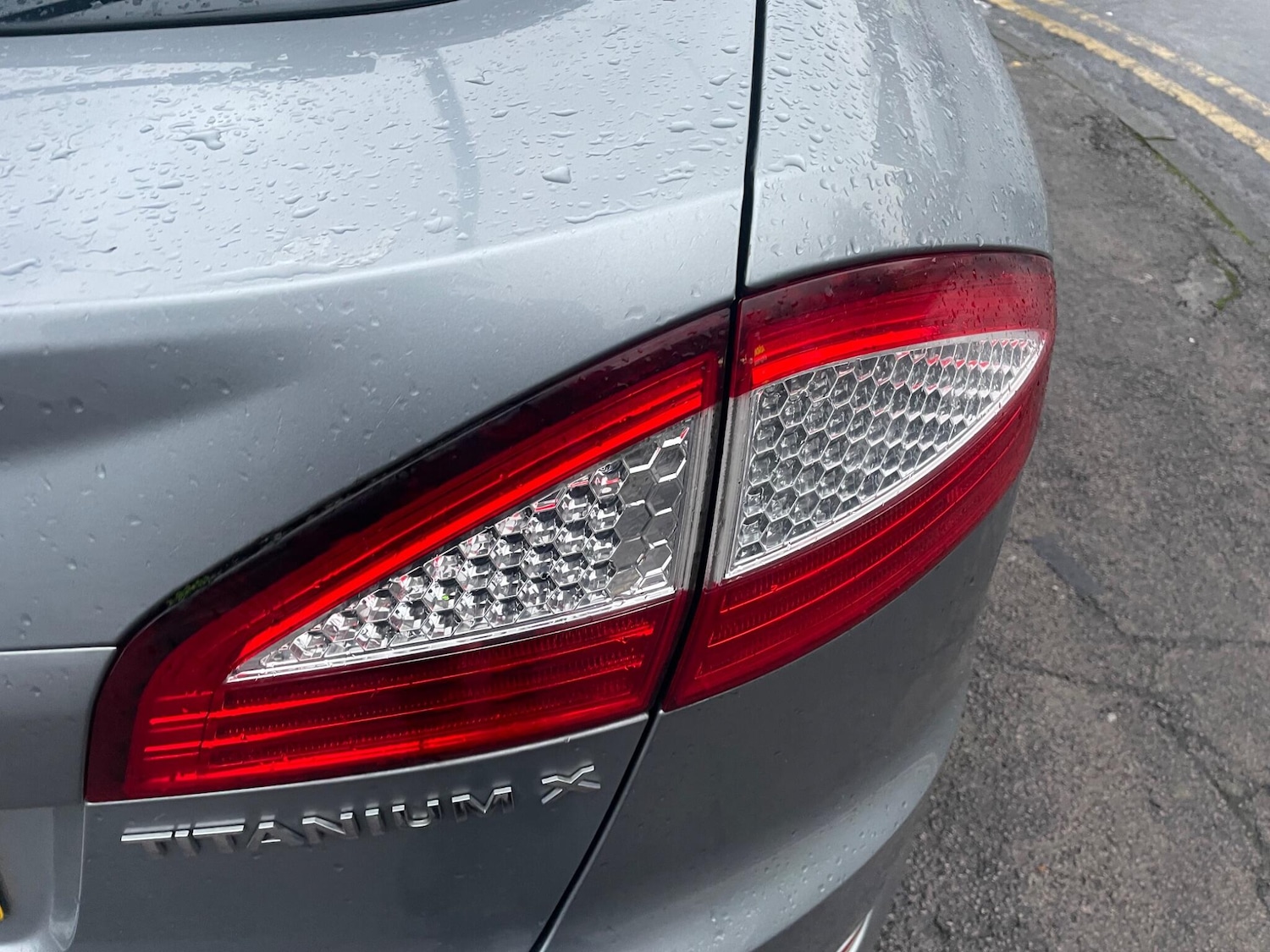 Used Ford Mondeo 2010 for sale - 76850476: Photo 58