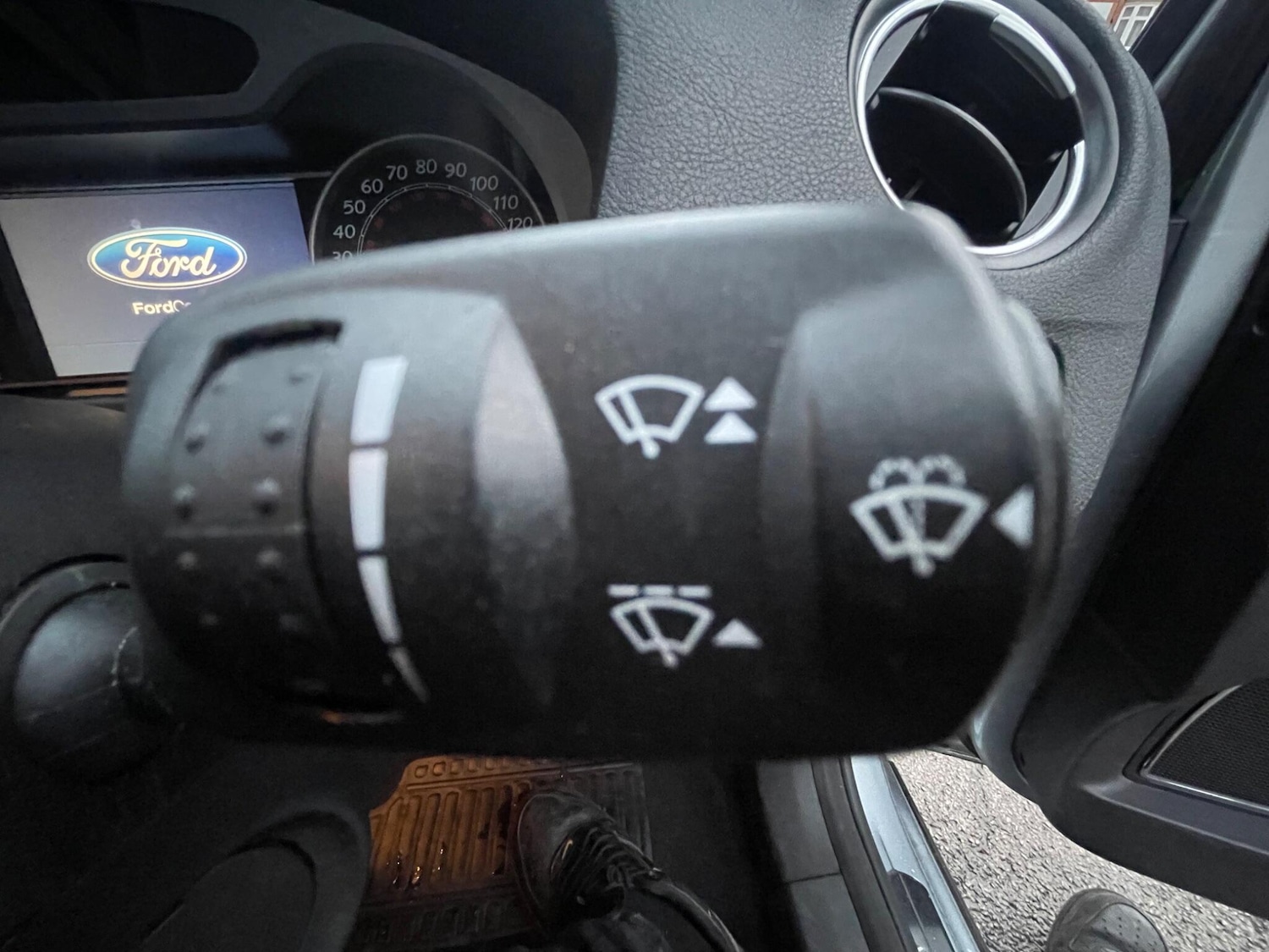 Used Ford Mondeo 2010 for sale - 76850476: Photo 73