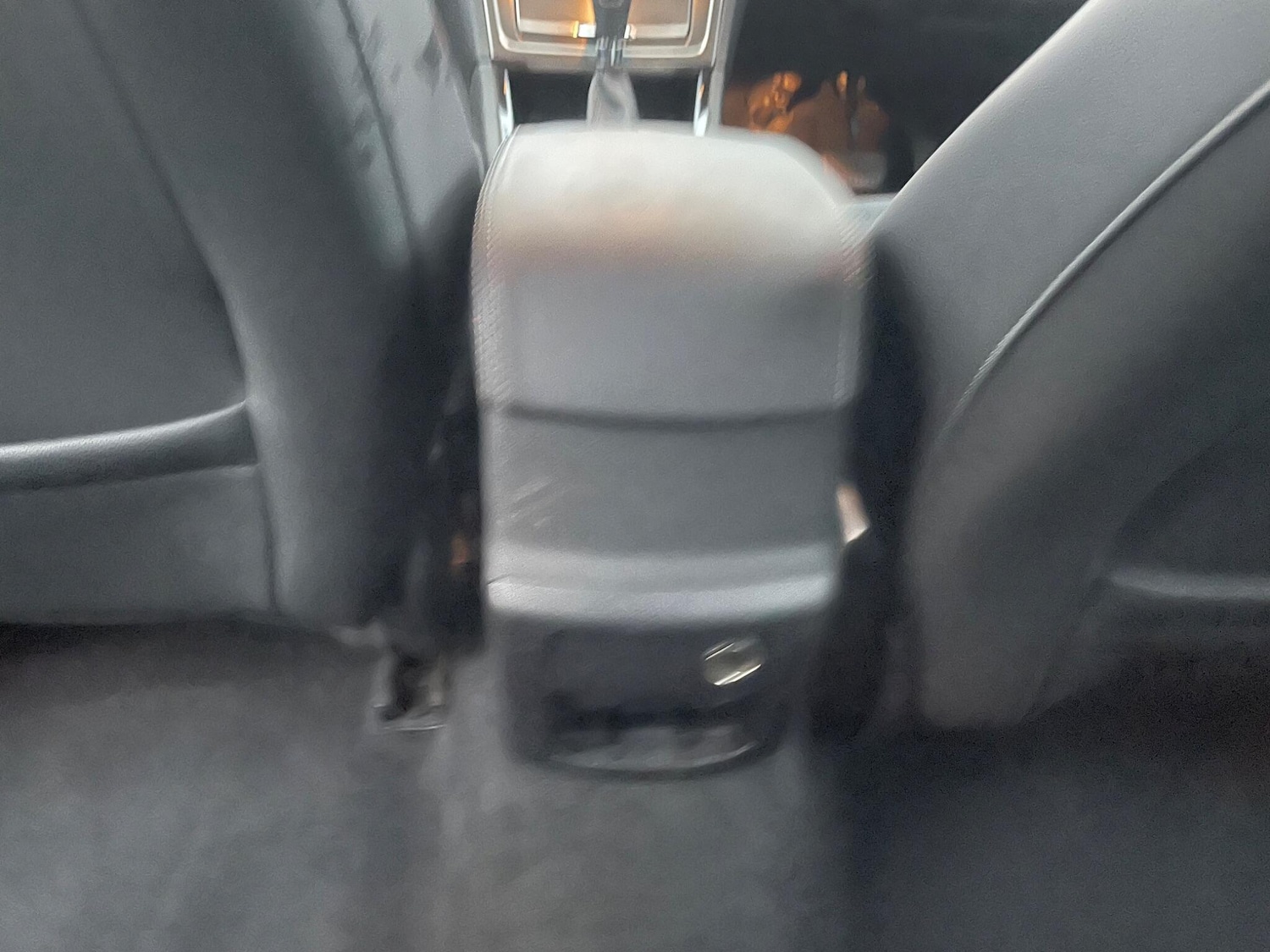 Used Ford Mondeo 2010 for sale - 76850476: Photo 77