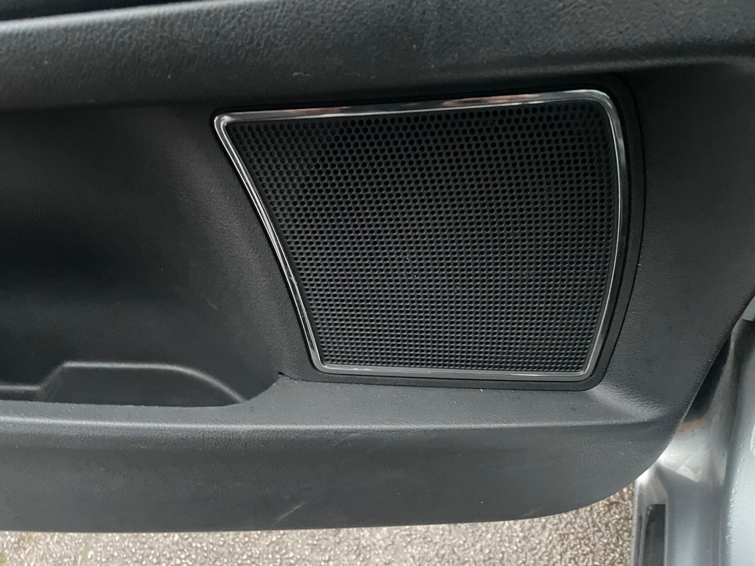 Used Ford Mondeo 2010 for sale - 76850476: Photo 80