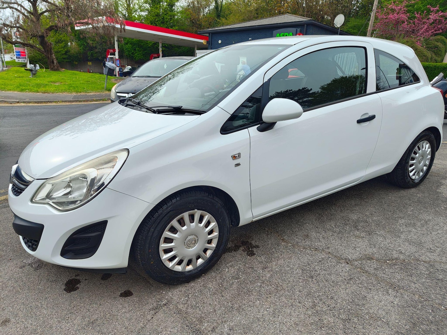Used Vauxhall Corsa 2012 for sale - 78184830: Photo 4