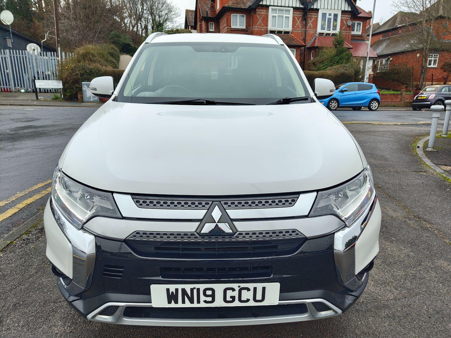 Used Mitsubishi Outlander 2019 for sale - 77612404: Photo 2