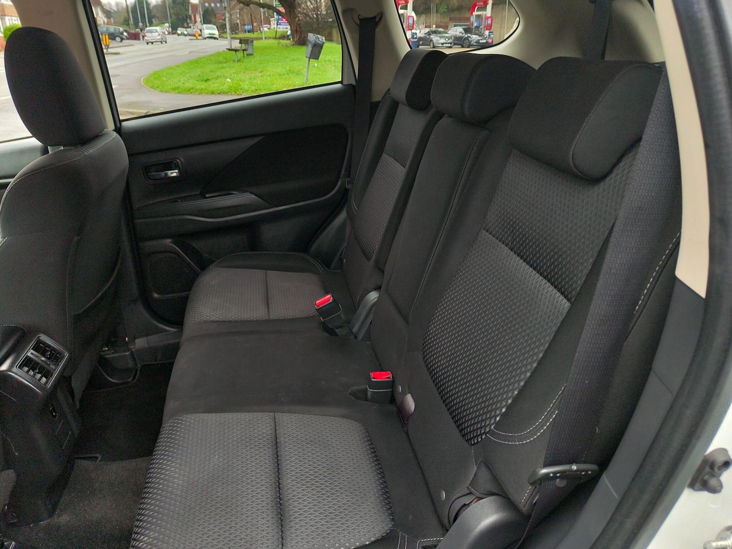 Used Mitsubishi Outlander 2019 for sale - 77612404: Photo 28