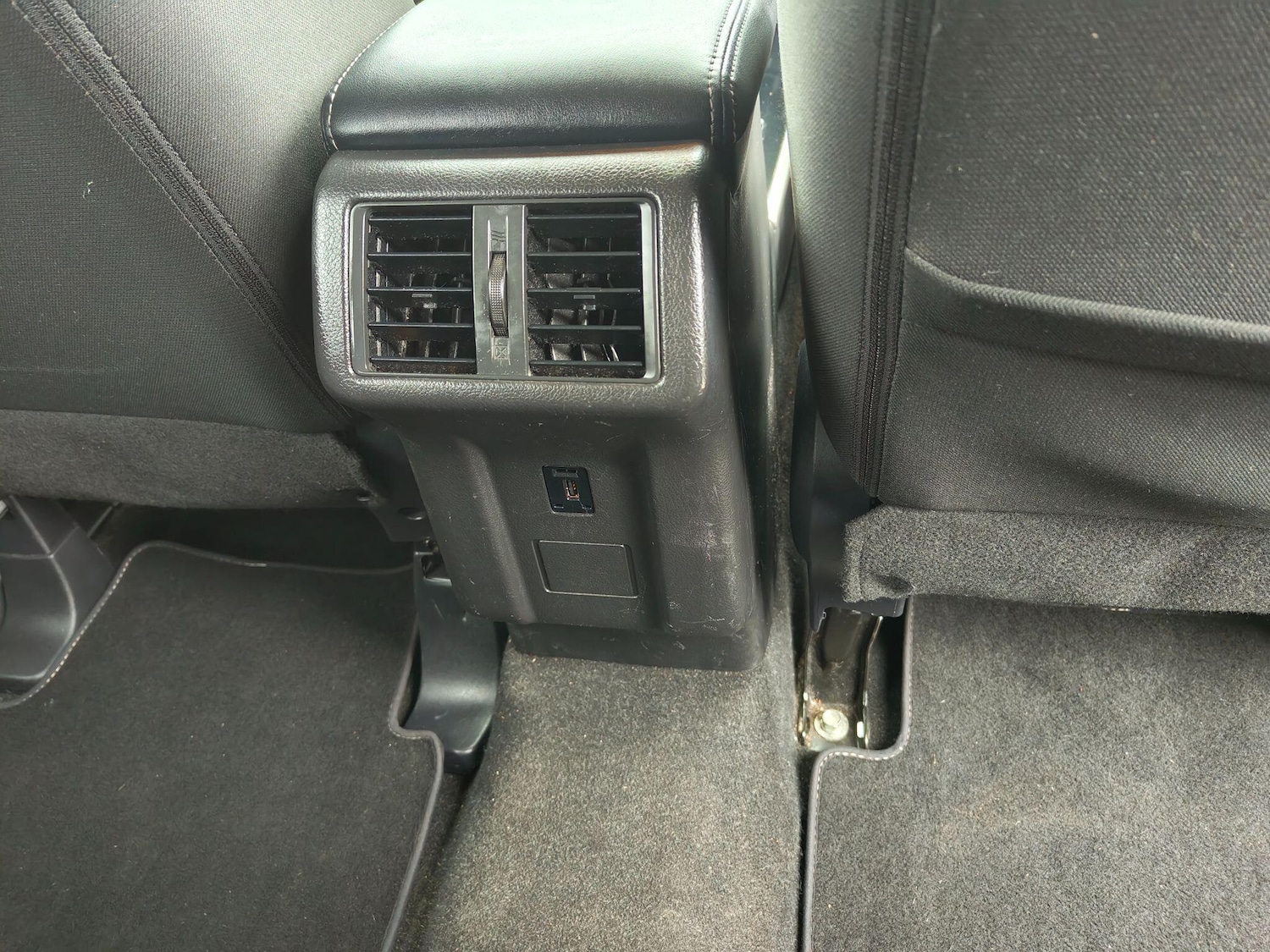 Used Mitsubishi Outlander 2019 for sale - 77612404: Photo 30