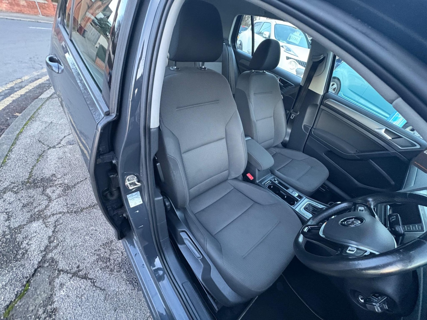 Used Volkswagen Golf for sale - 77017182: Photo 21