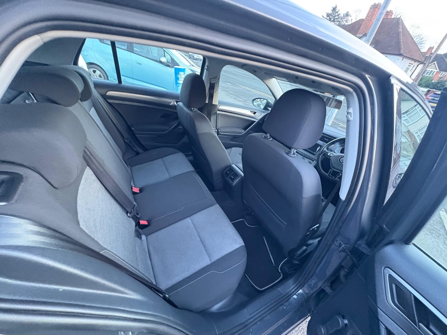 Used Volkswagen Golf for sale - 77017182: Photo 28