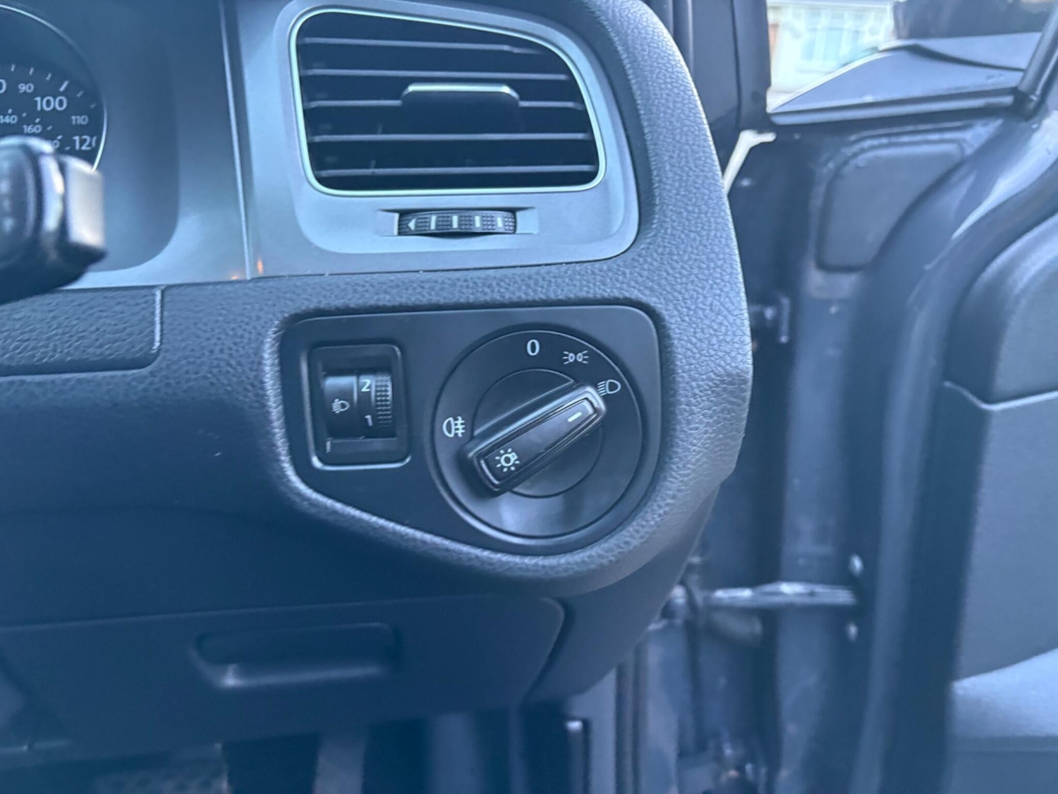 Used Volkswagen Golf for sale - 77017182: Photo 35