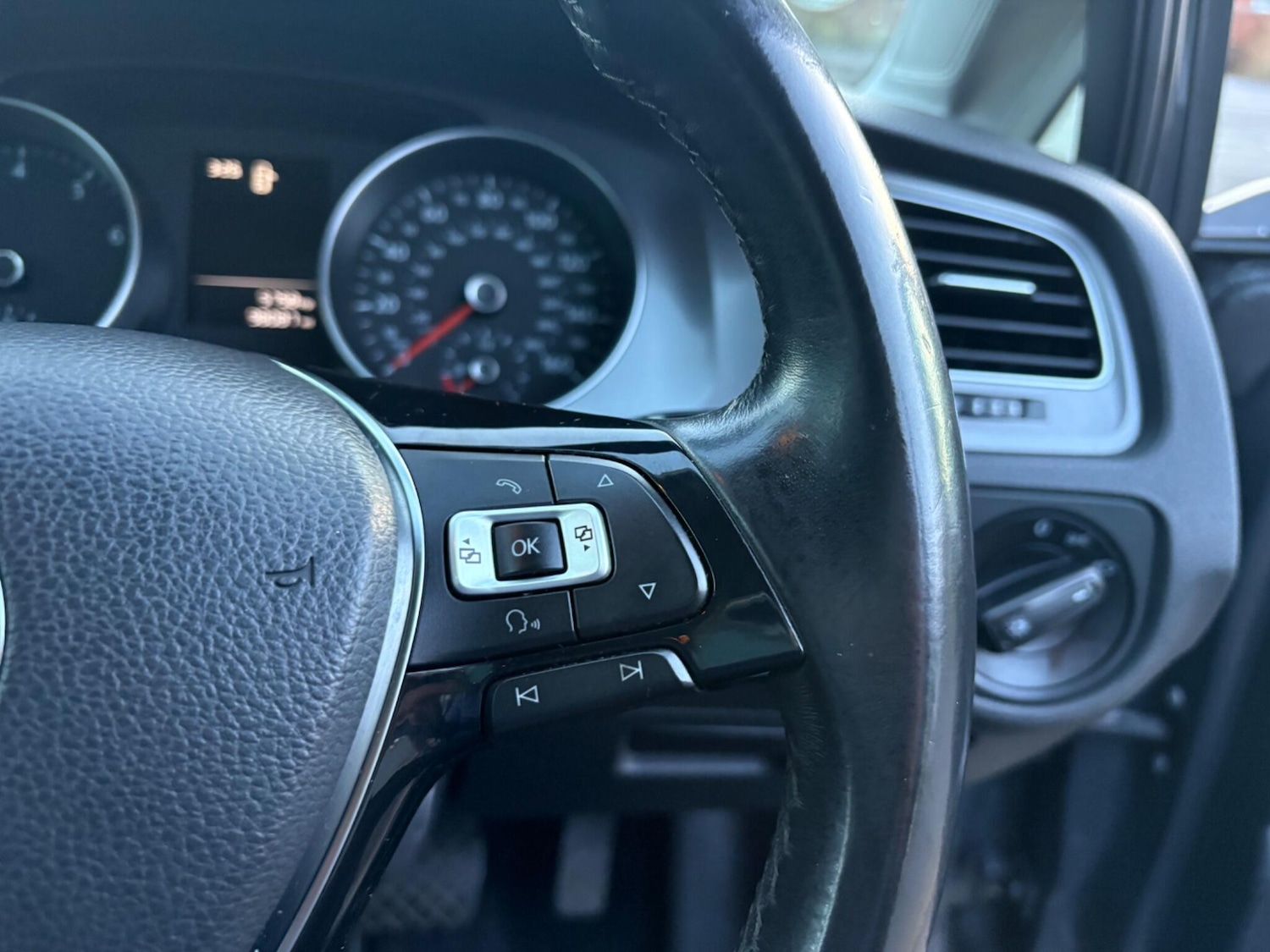 Used Volkswagen Golf for sale - 77017182: Photo 49