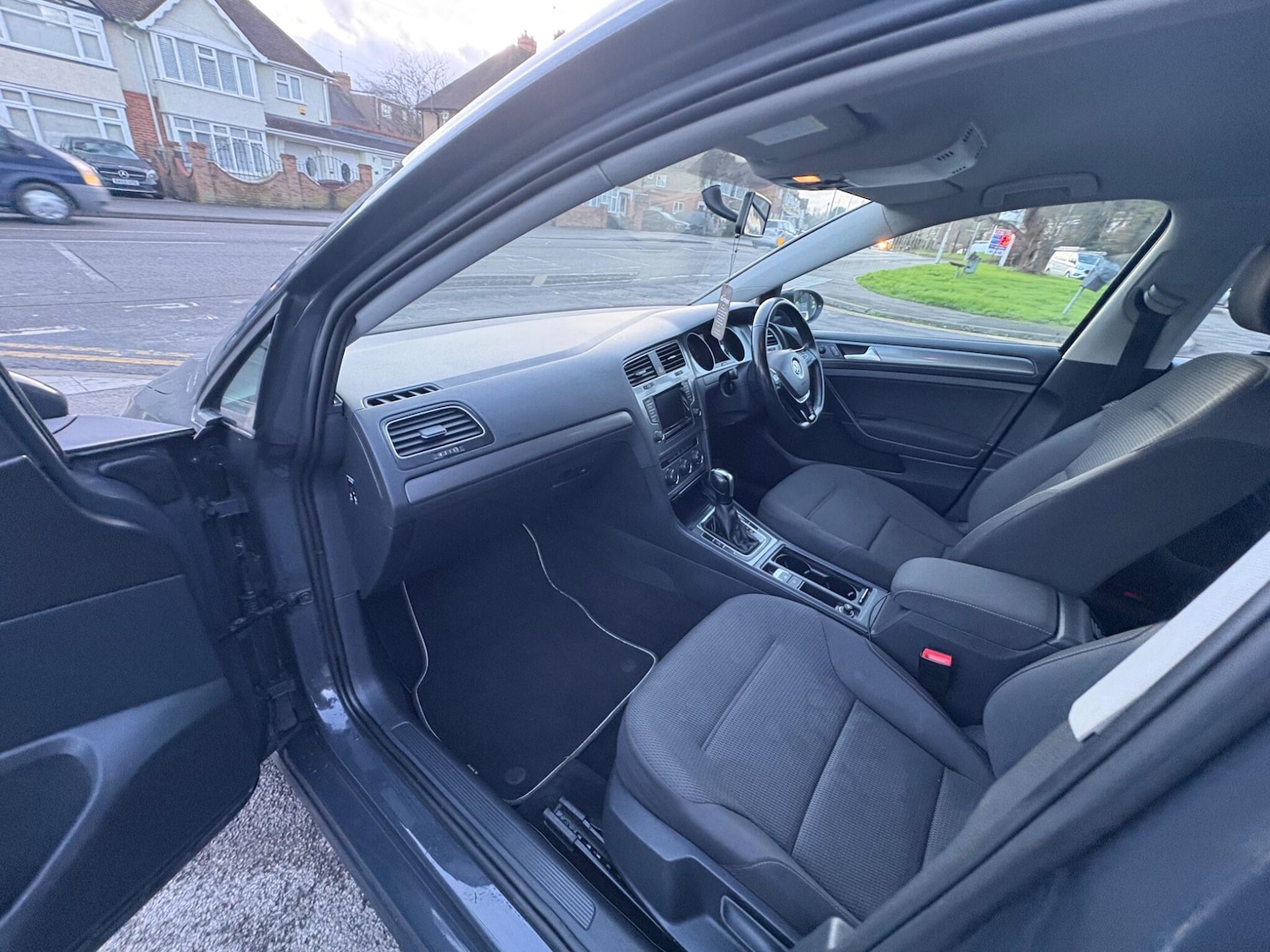 Used Volkswagen Golf for sale - 77017182: Photo 60