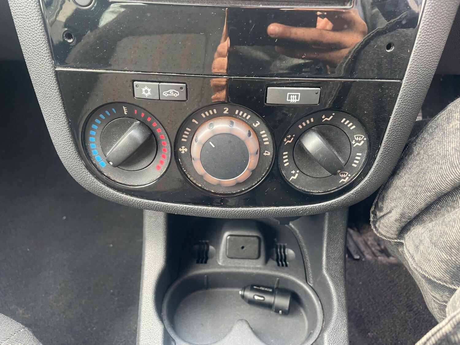 Used Vauxhall Corsa 2011 for sale - 77537417: Photo 35