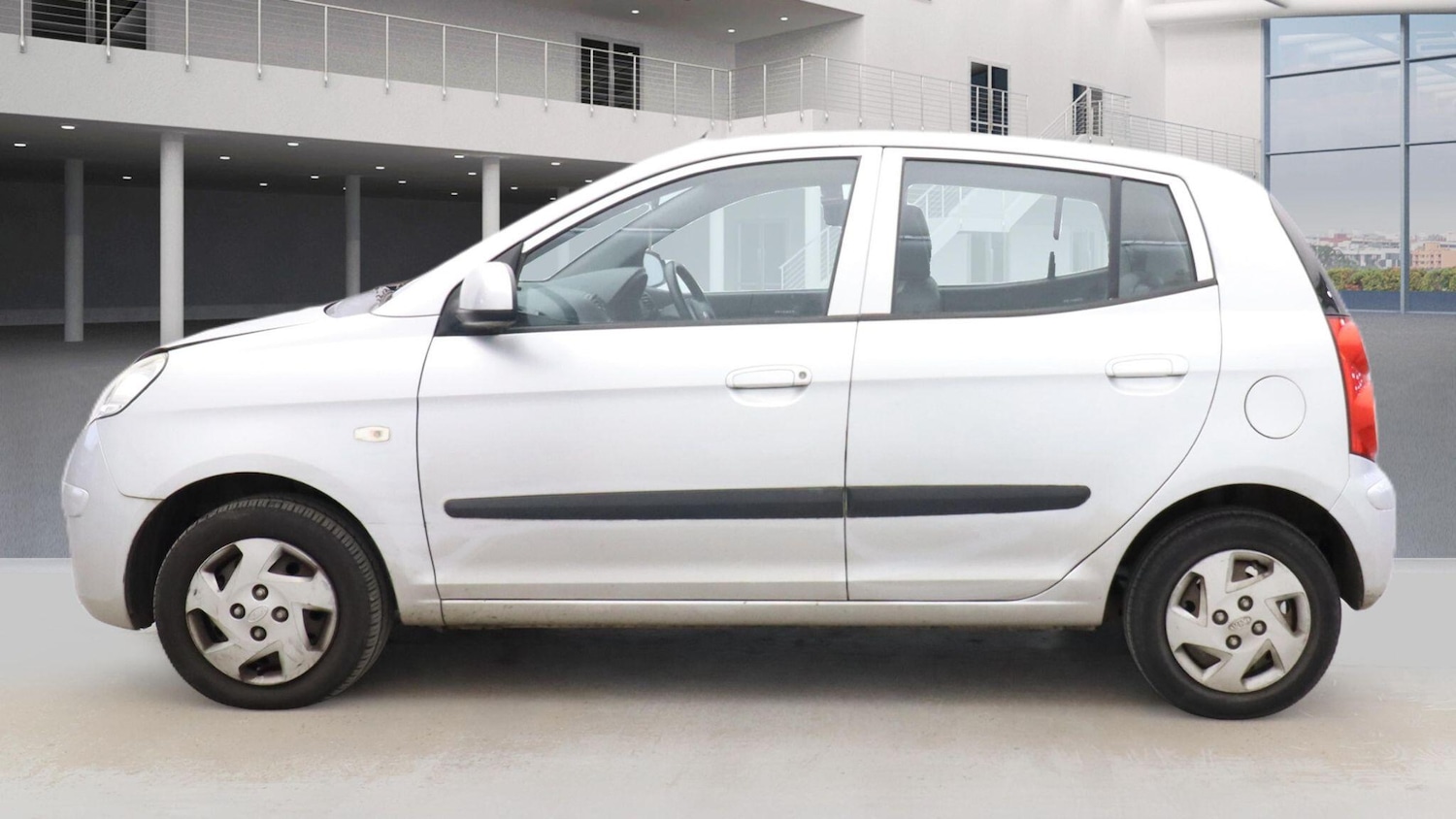 Used Kia Picanto 2010 for sale - 77143872: Photo 18