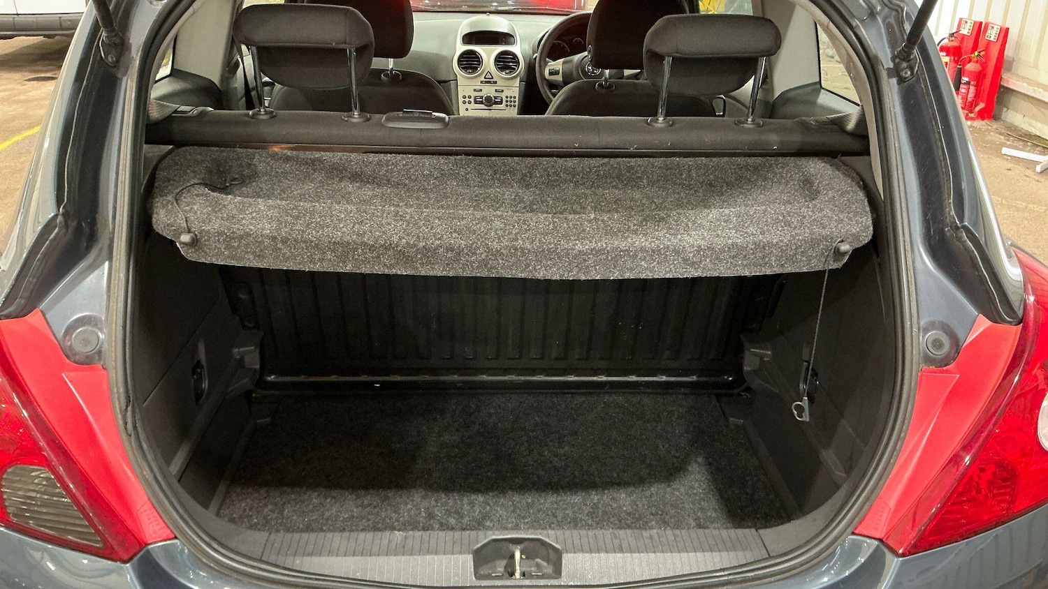 Used Vauxhall Corsa 2008 for sale - 77190815: Photo 33