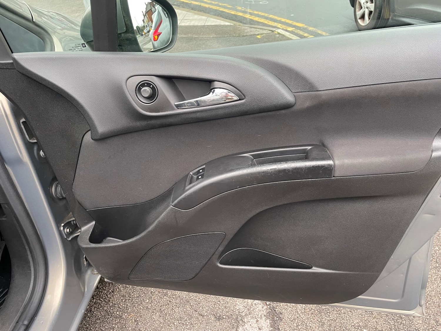 Used Vauxhall Meriva 2010 for sale - 77658865: Photo 28