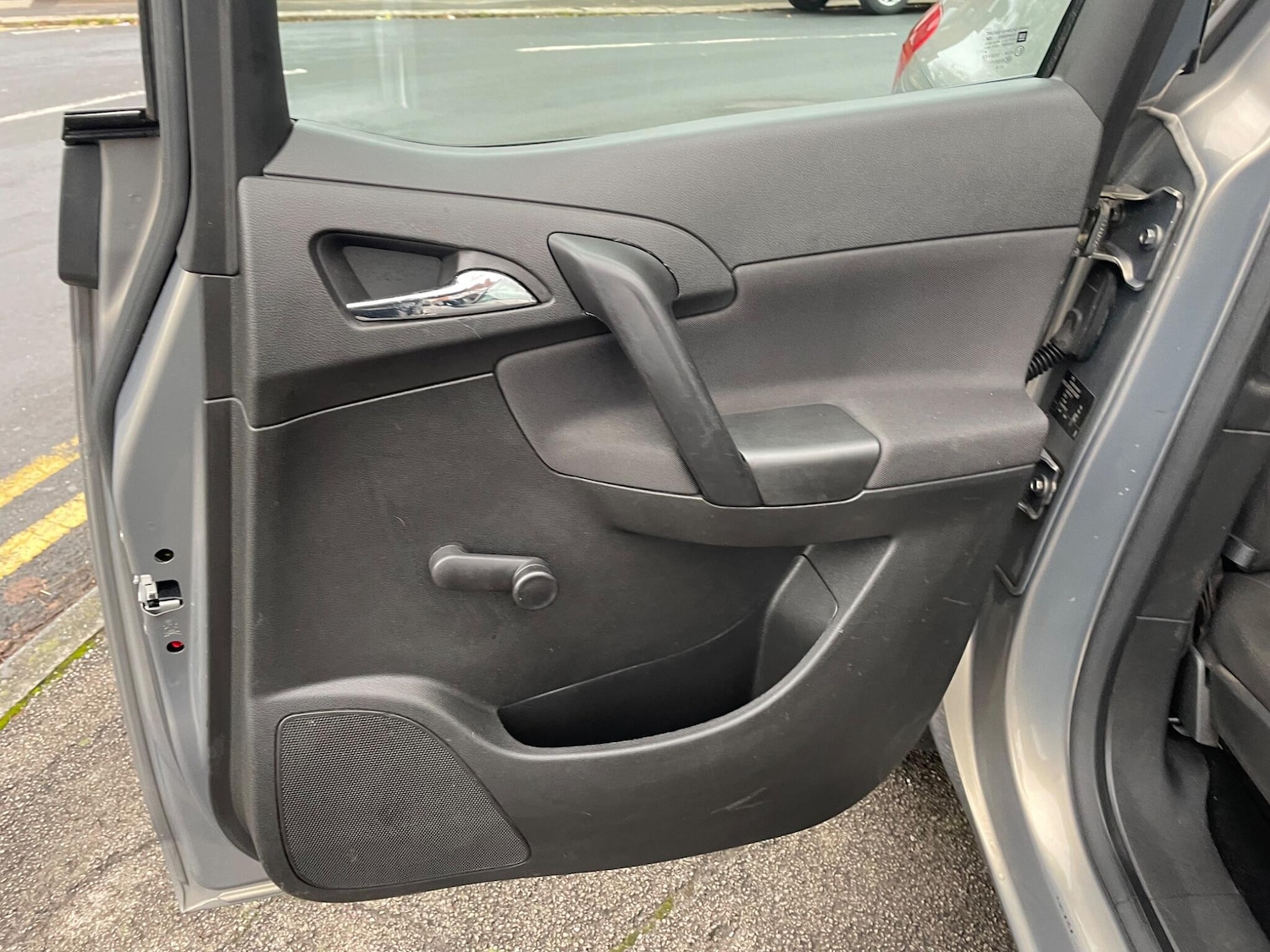 Used Vauxhall Meriva 2010 for sale - 77658865: Photo 31