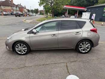 Used Toyota Auris 2014 for sale - 74700935: Photo