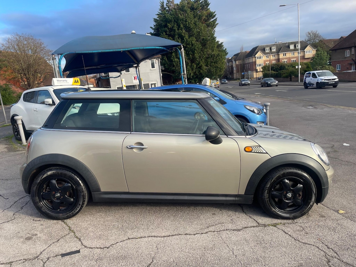 Used MINI Hatch 2009 for sale - 76633311: Photo 14