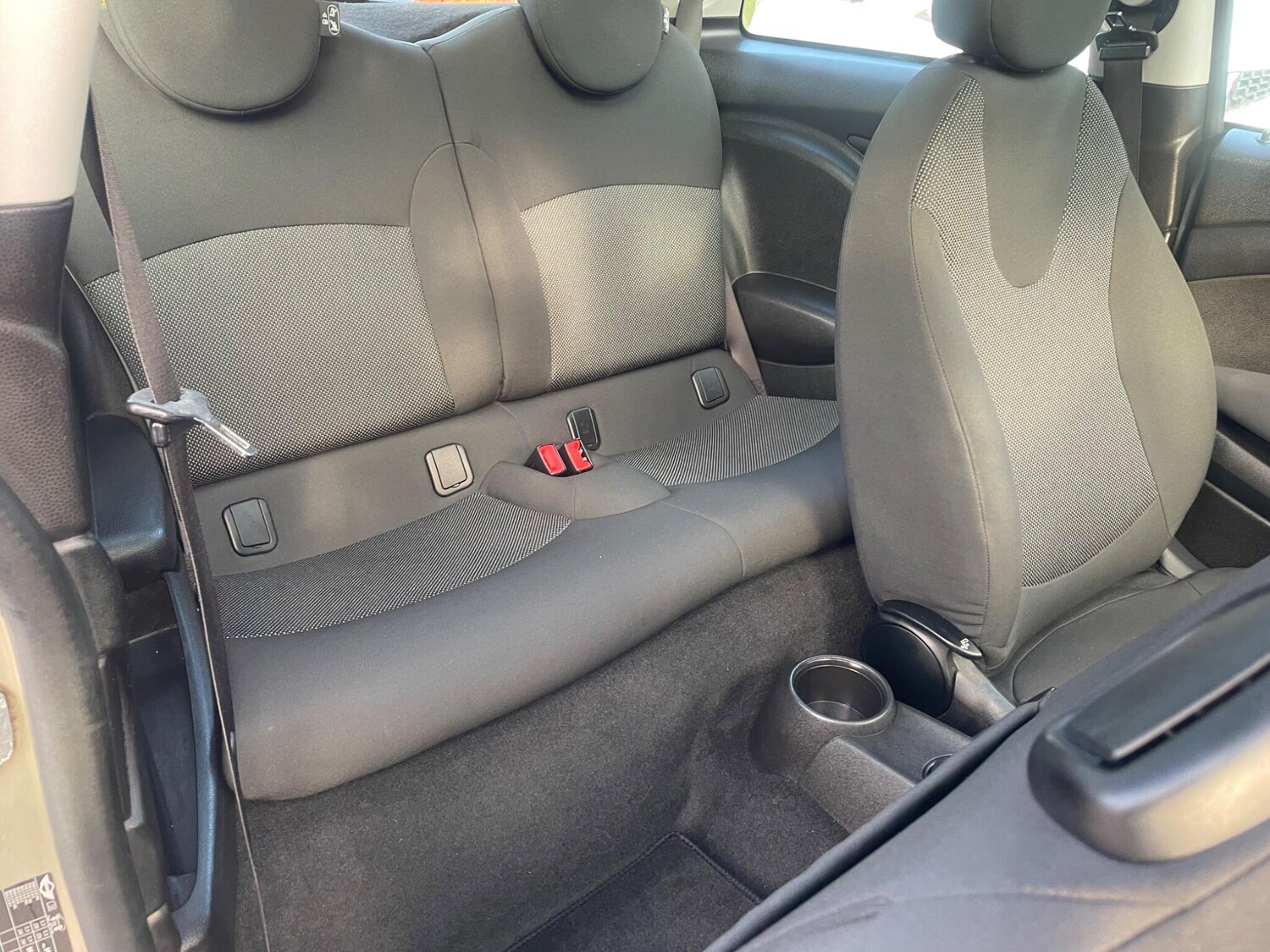 Used MINI Hatch 2009 for sale - 76633311: Photo 24