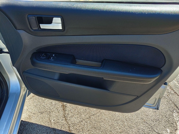 Used Ford Focus 2007 for sale - 75519605: Photo 74