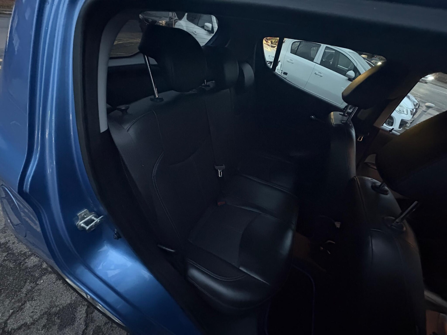 Used Vauxhall Viva 2015 for sale - 76538202: Photo 75