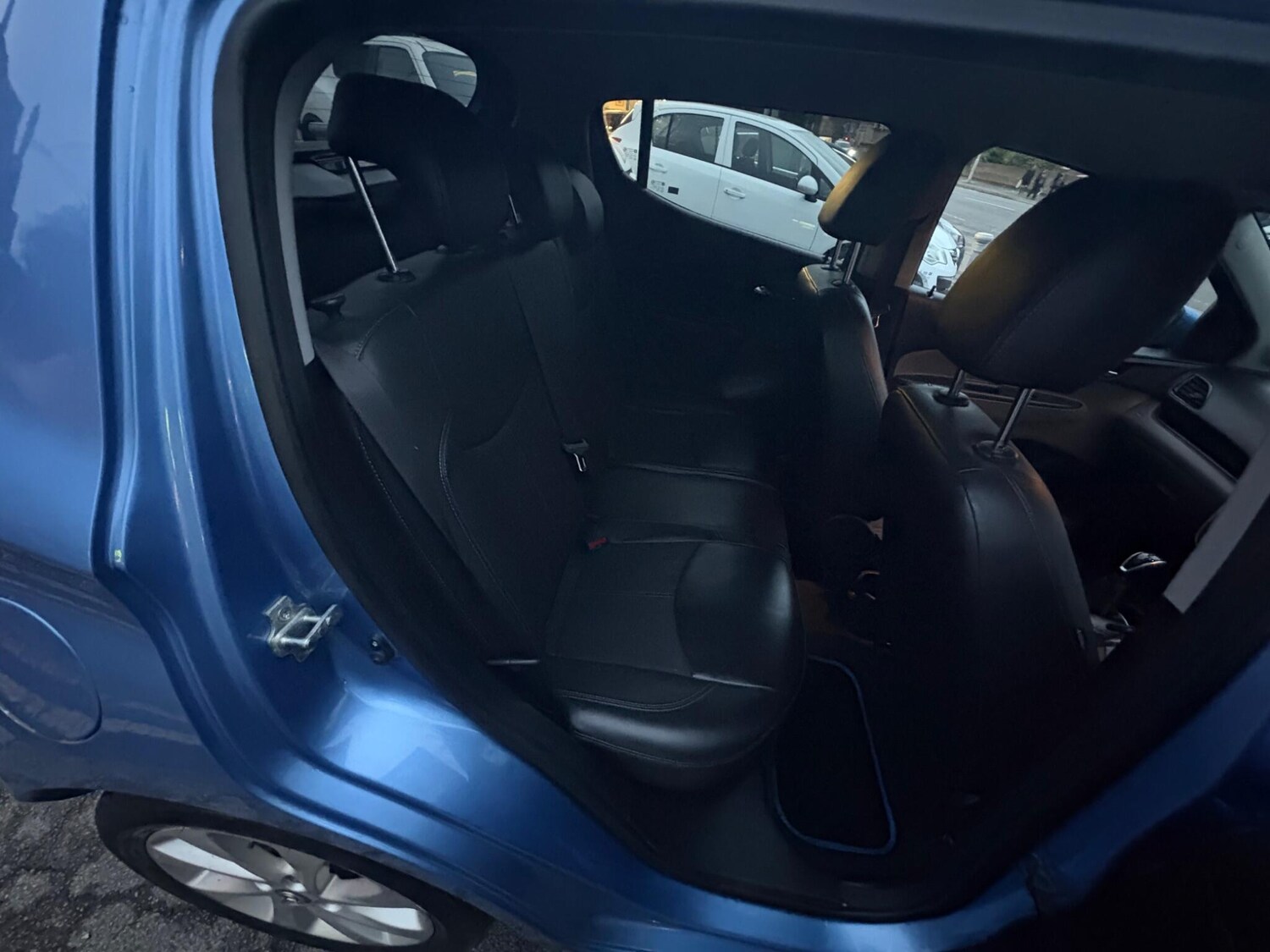 Used Vauxhall Viva 2015 for sale - 76538202: Photo 76