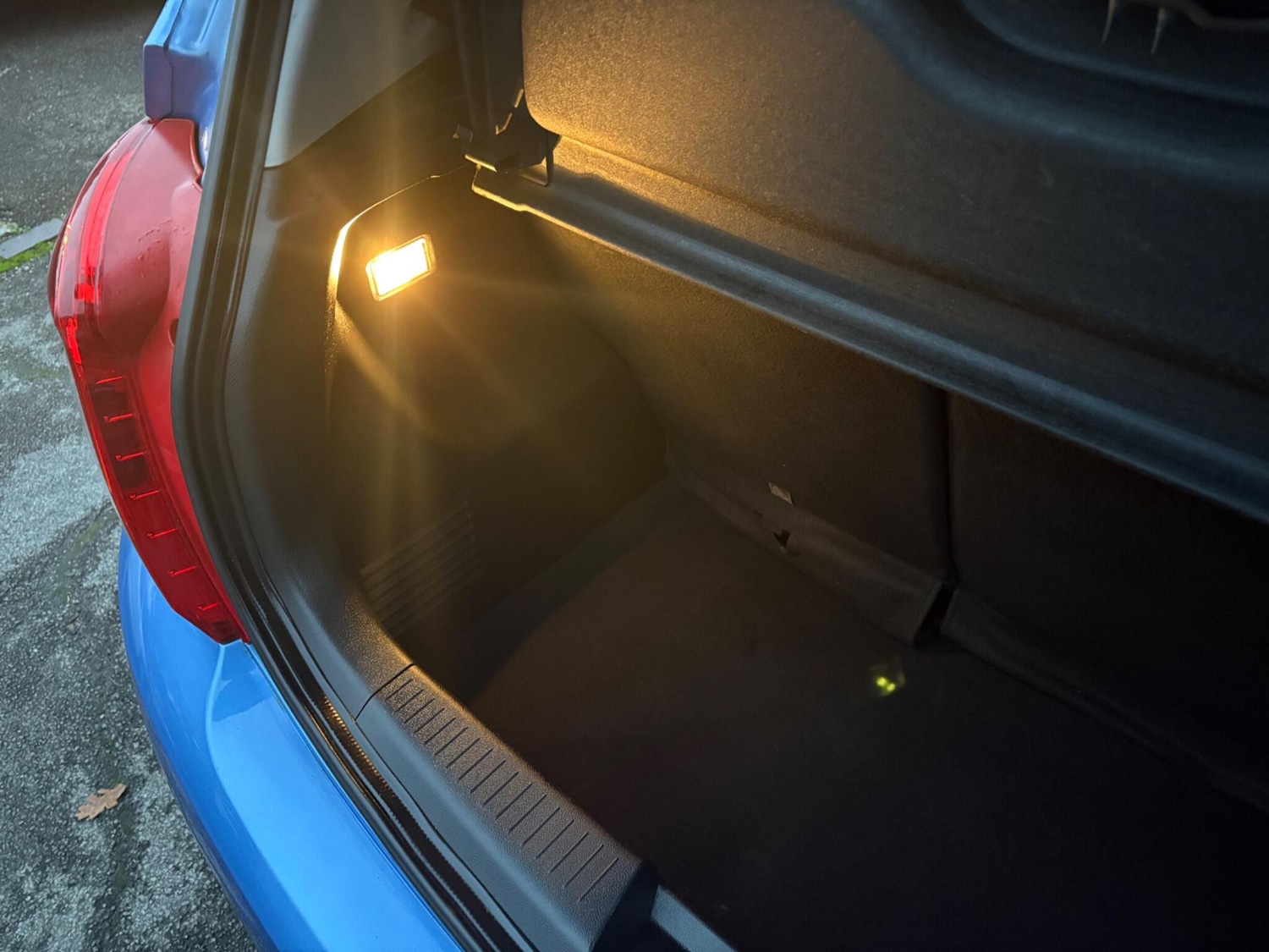 Used Vauxhall Viva 2015 for sale - 76538202: Photo 85